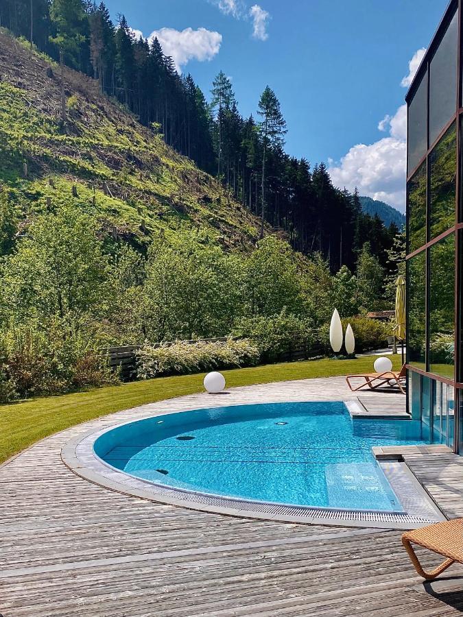 Spa Hotel Zedern Klang Hopfgarten in Defereggen Bagian luar foto